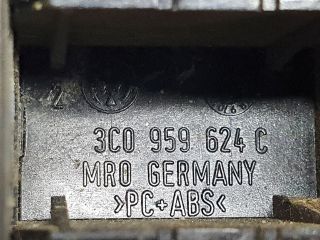 bontott VW PASSAT B6 Váltószoknya Rögzítő Keret