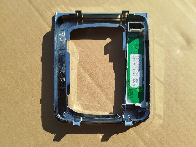 bontott VW PASSAT B6 Váltószoknya Rögzítő Keret