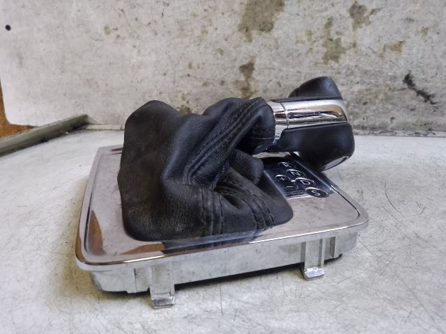 bontott VW PASSAT B6 Váltószoknya Rögzítő Keret