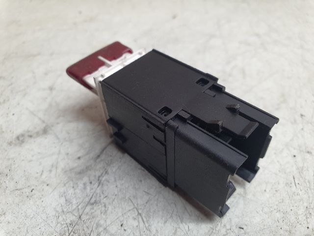 bontott VW PASSAT B6 Vészvillogó Kapcsoló