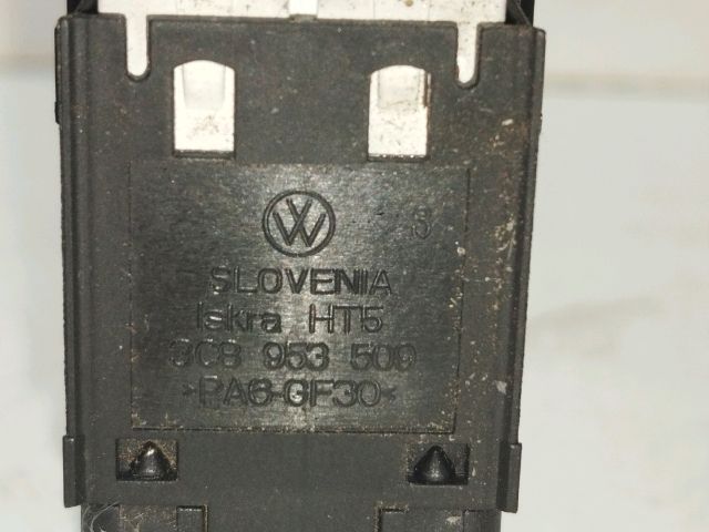 bontott VW PASSAT B6 Vészvillogó Kapcsoló
