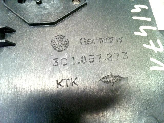 bontott VW PASSAT B6 Vészvillogó Kapcsoló