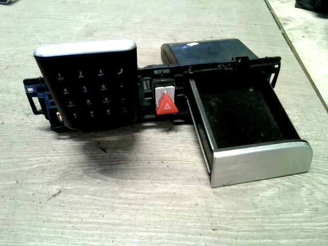 bontott VW PASSAT B6 Vészvillogó Kapcsoló