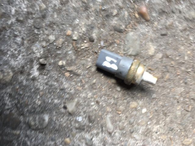 bontott VW PASSAT B6 Vízhőfok Gomba Hőmérséklet Érzékelő