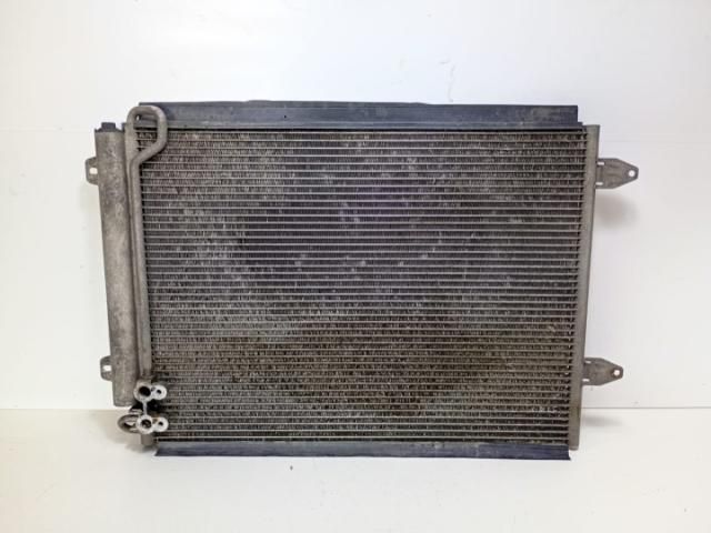 bontott VW PASSAT B6 Vízhűtő Radiátor Tartó