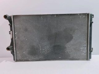 bontott VW PASSAT B6 Vízhűtő Radiátor Tartó