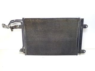 bontott VW PASSAT B6 Vízhűtő Radiátor Tartó