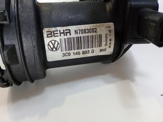 bontott VW PASSAT B6 Vízhűtő Radiátor Tartó