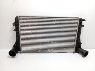 bontott VW PASSAT B6 Vízhűtő Radiátor Tartó