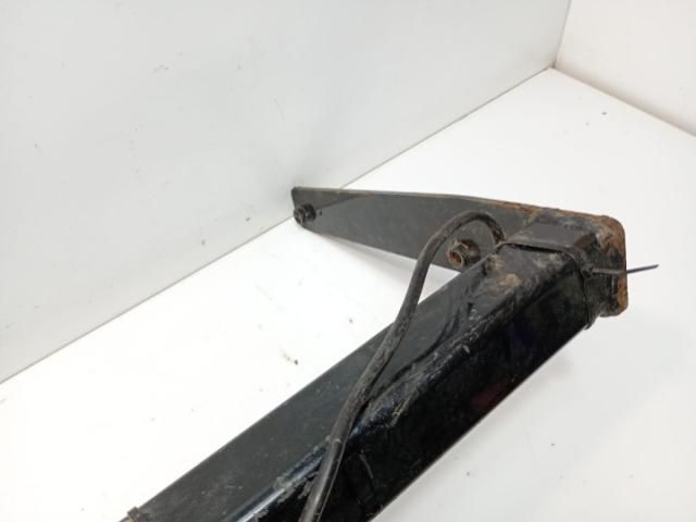 bontott VW PASSAT B6 Vonóhorog