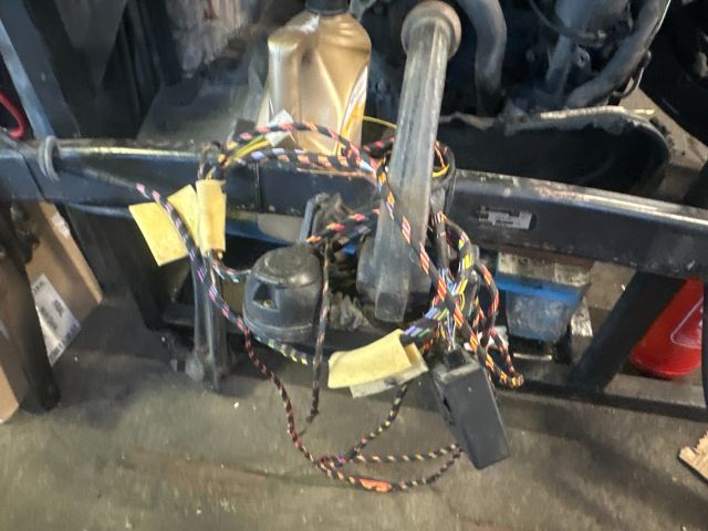 bontott VW PASSAT B6 Vonóhorog