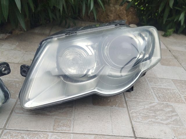 bontott VW PASSAT B6 Xenon Fényszóró Pár