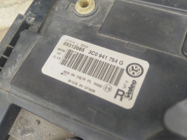 bontott VW PASSAT B6 Xenon Fényszóró Pár