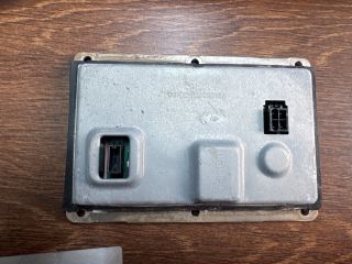 bontott VW PASSAT B6 Xenon Trafó