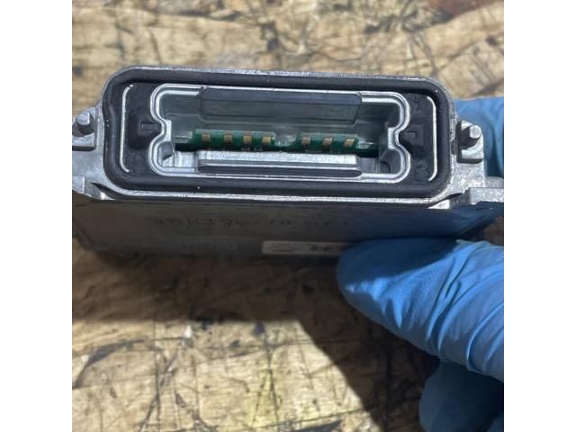 bontott VW PASSAT B6 Xenon Trafó