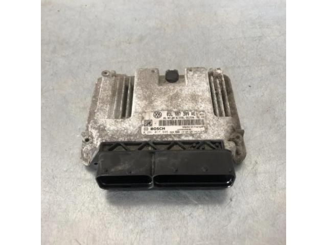 bontott VW PASSAT B7 Motorvezérlő