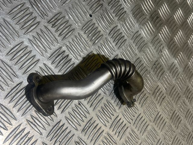 bontott VW PASSAT B7 EGR Hűtő Cső