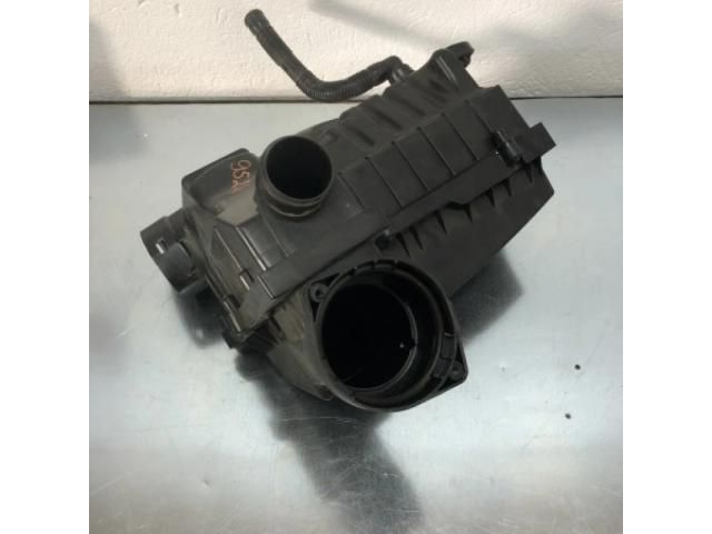 bontott VW PASSAT B7 Légszűrő Ház