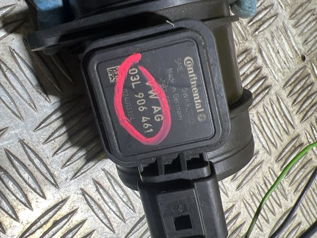 bontott VW PASSAT B7 Légtömegmérő