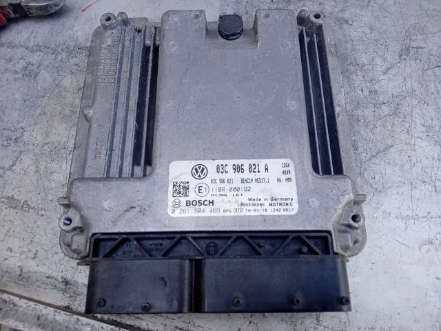bontott VW PASSAT B7 Motorvezérlő
