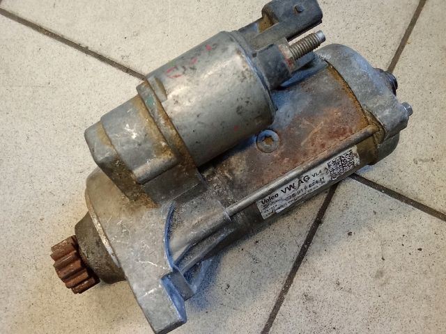 bontott VW PASSAT B7 Önindító