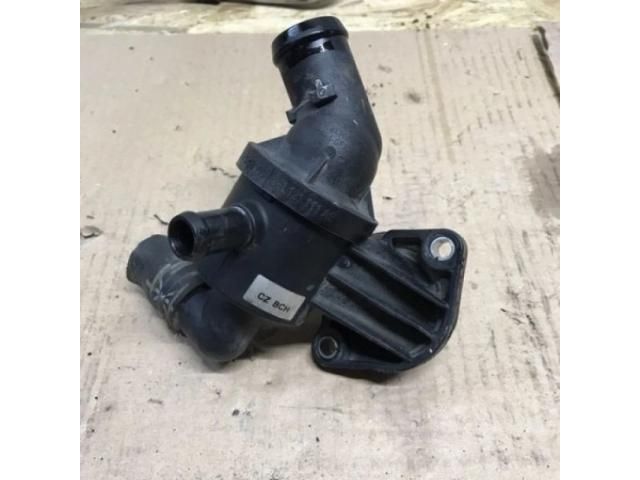 bontott VW PASSAT B7 Termosztát