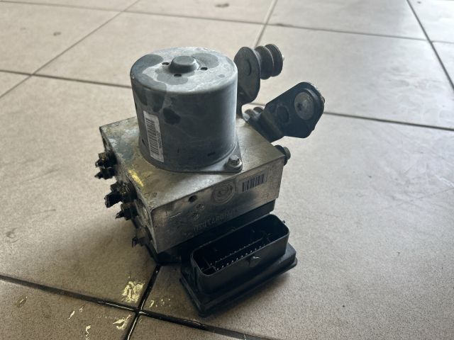 bontott VW PASSAT B7 ABS Kocka