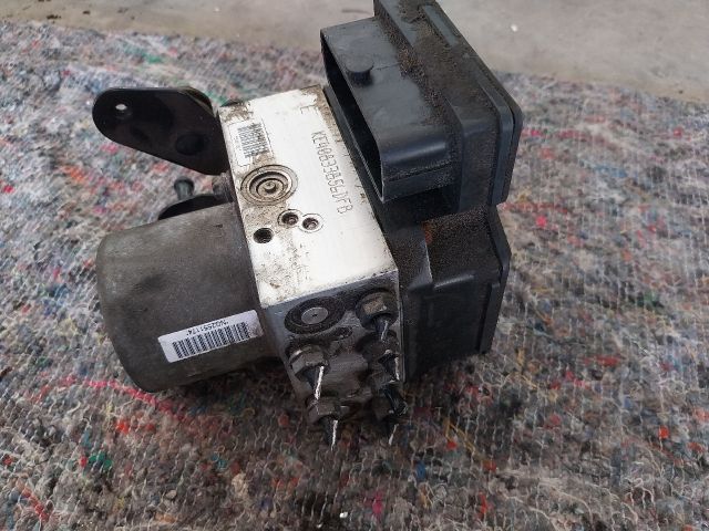 bontott VW PASSAT B7 ABS Kocka