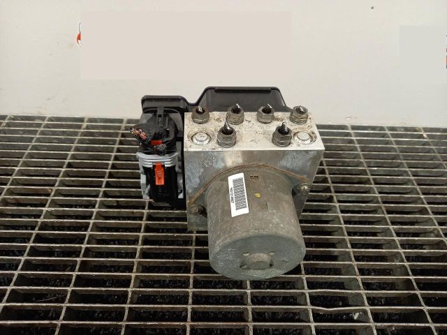 bontott VW PASSAT B7 ABS Kocka