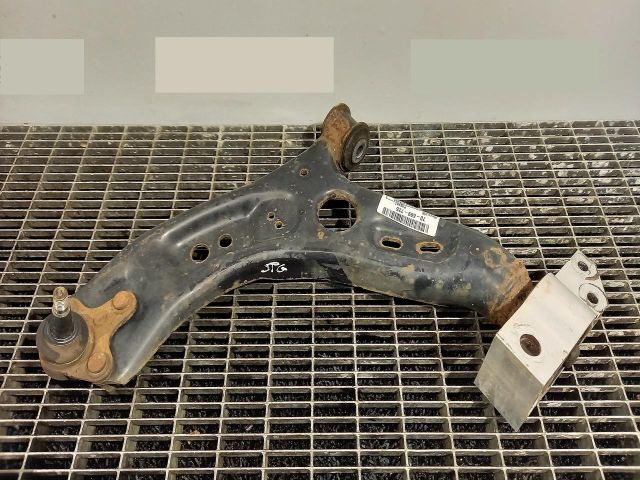 bontott VW PASSAT B7 Bal első Lengőkar