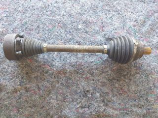 bontott VW PASSAT B7 Bal Féltengely