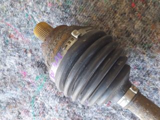 bontott VW PASSAT B7 Bal Féltengely