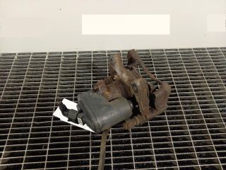 bontott VW PASSAT B7 Bal hátsó Féknyereg Munkahengerrel