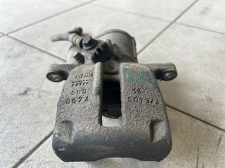 bontott VW PASSAT B7 Bal hátsó Féknyereg Munkahengerrel