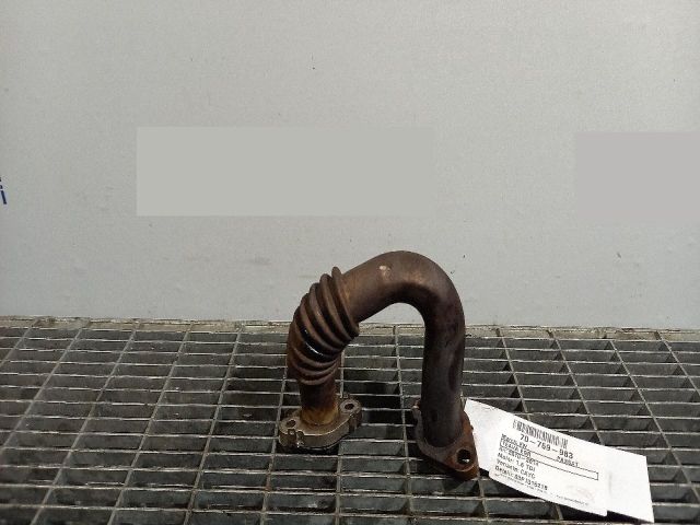 bontott VW PASSAT B7 EGR Hűtő Cső