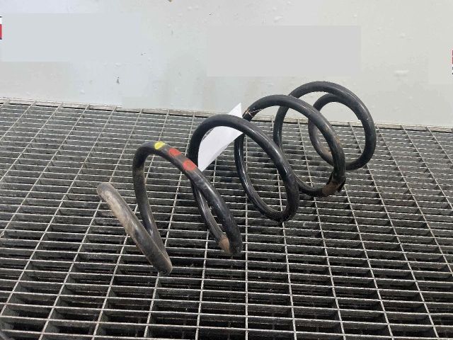 bontott VW PASSAT B7 Első Rugó