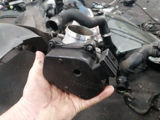 bontott VW PASSAT B7 Fojtószelep (Elektromos)