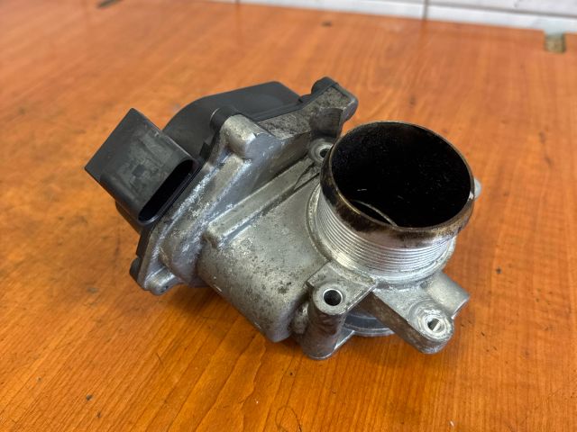 bontott VW PASSAT B7 Fojtószelep (Elektromos)