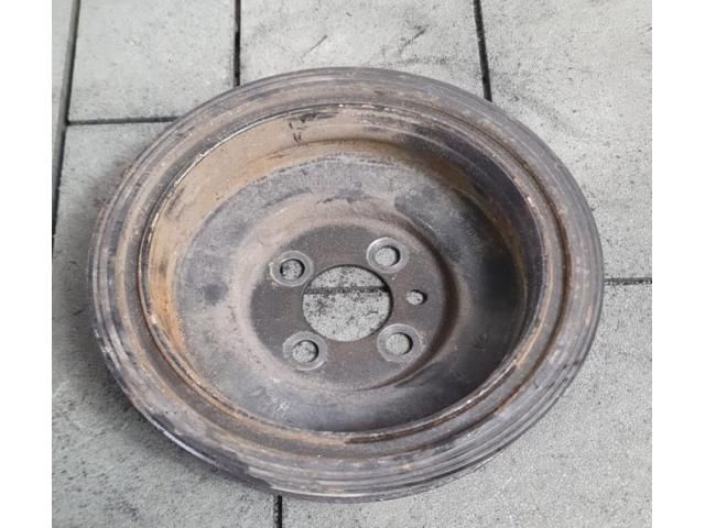 bontott VW PASSAT B7 Főtengely Szíjtárcsa