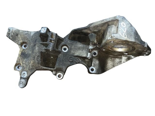 bontott VW PASSAT B7 Generátor Tartó Bak