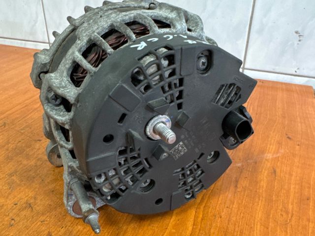 bontott VW PASSAT B7 Generátor