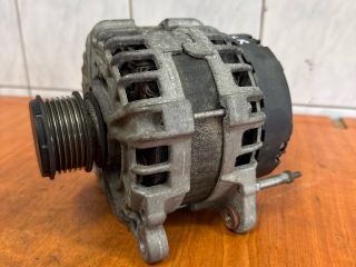 bontott VW PASSAT B7 Generátor