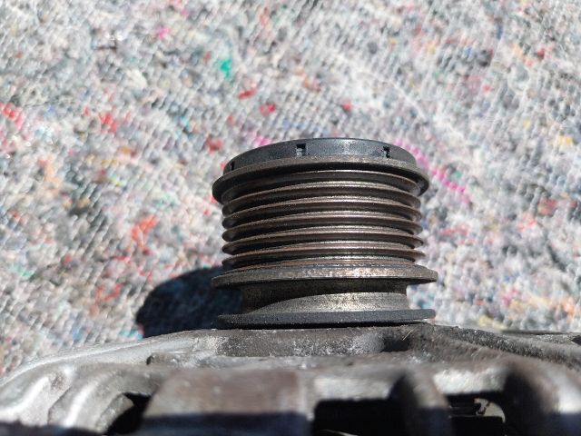 bontott VW PASSAT B7 Generátor