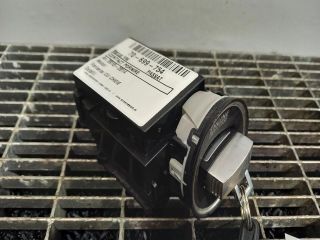 bontott VW PASSAT B7 Gyújtáskapcsoló