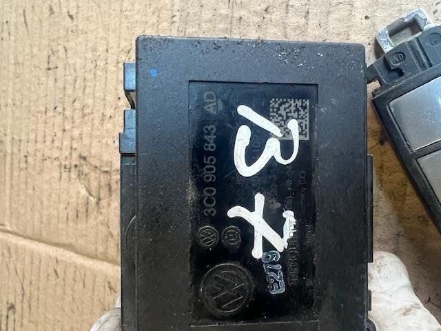 bontott VW PASSAT B7 Gyújtáskapcsoló