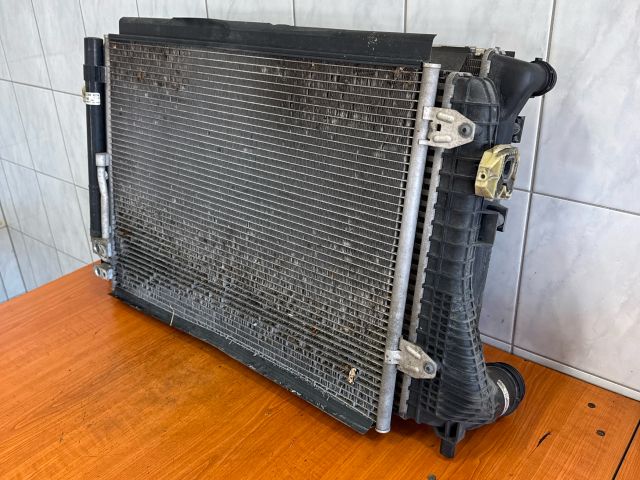bontott VW PASSAT B7 Hűtő Ventilátor(ok), Radiátor(ok) Szett