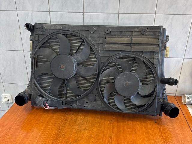 bontott VW PASSAT B7 Hűtő Ventilátor(ok), Radiátor(ok) Szett