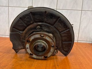 bontott VW PASSAT B7 Jobb első Csonkállvány Kerékaggyal