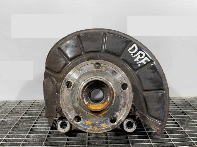 bontott VW PASSAT B7 Jobb első Csonkállvány