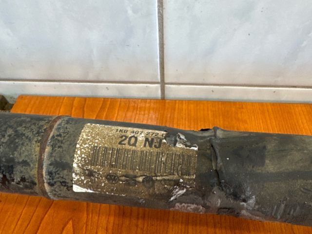 bontott VW PASSAT B7 Jobb Féltengely